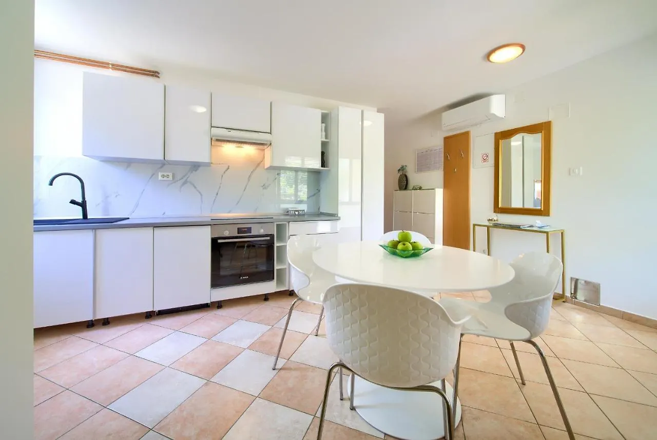 Apartments Adria Danka Krk Town