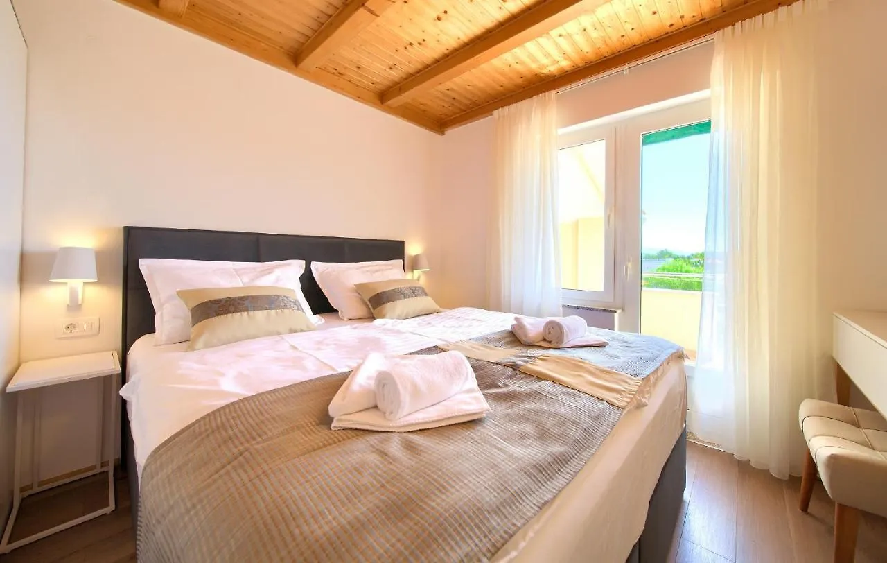 Apartments Adria Danka Krk Town